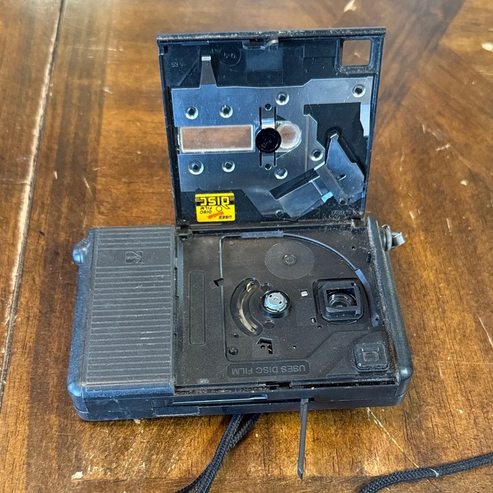 Kodak Disc 4100 Black and Silver Portable Camera untested as is